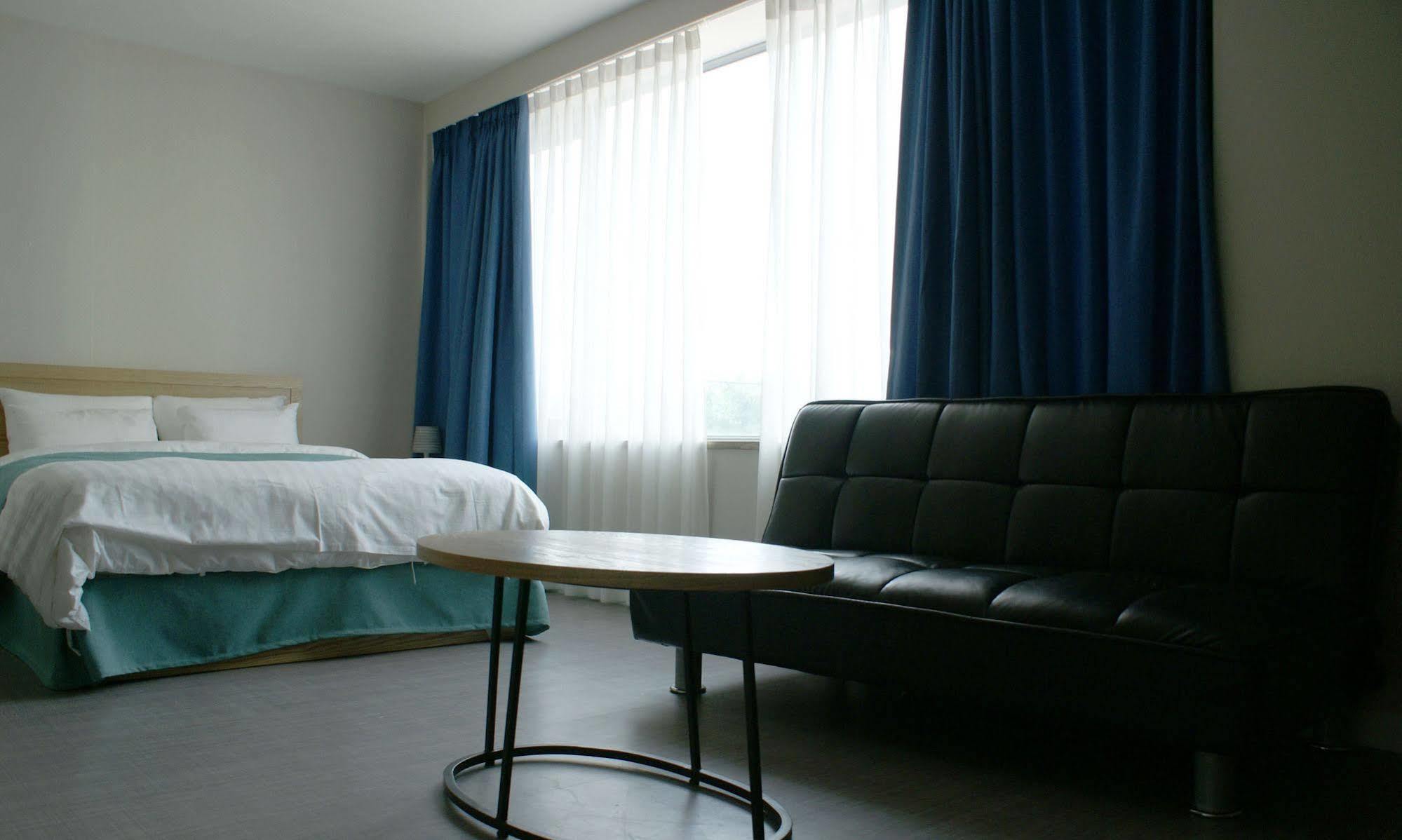 Y Ocean Hotel Yeosu Exterior photo